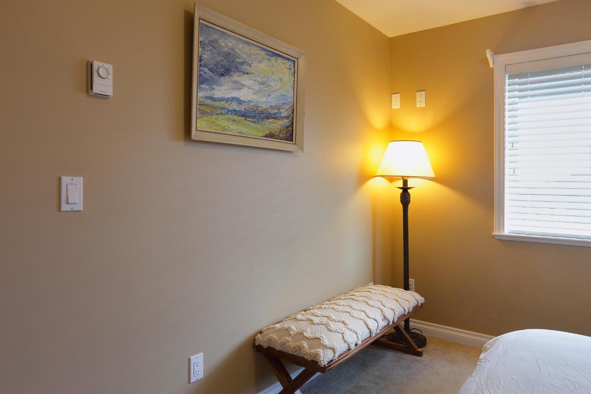 Lovely J Home -Stunning River View Cozy Two Bedroom Private Suite New Westminster Bagian luar foto